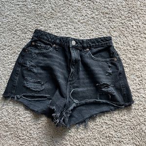 GARAGE DISTRESSED DENIM FESTIVAL SHORTS